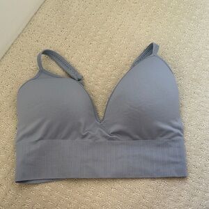 Women‘s Athleta Sports Bra